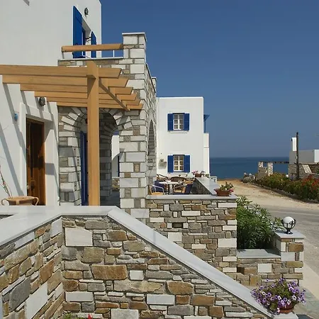 Vanna's Naousa (Paros)